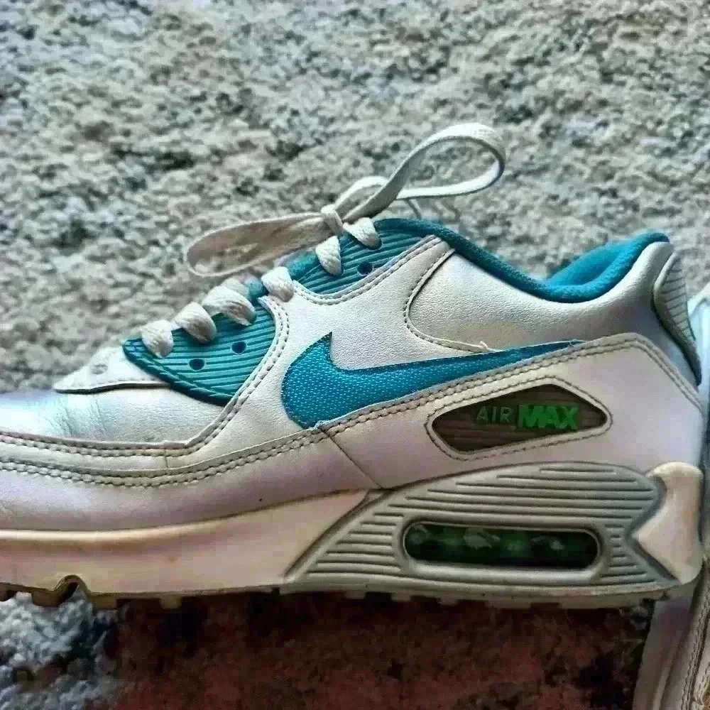 Nike Youth Air Max 90 Leather GS 'Silver Blue Lagoon' Shoe 6Y 7.5 Women